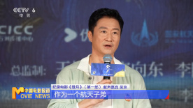 妈妈朋友承认她的性爱